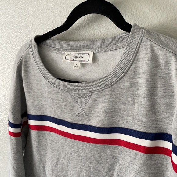 Hippie Rose M grey pullover - Picture 3 of 3